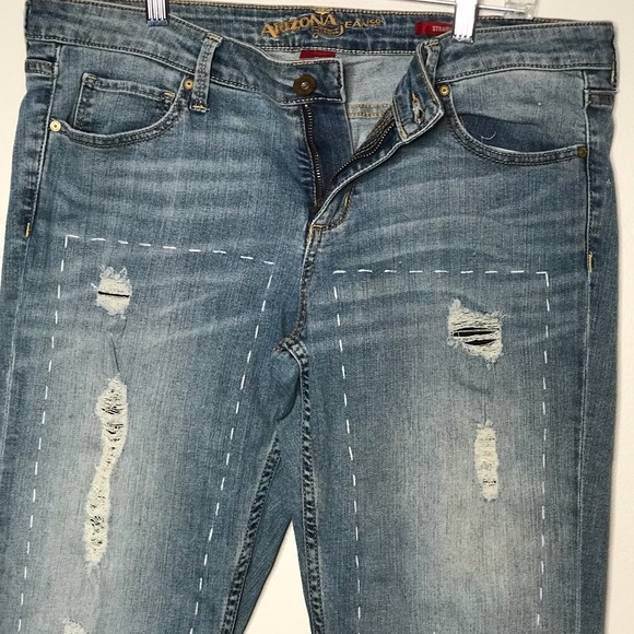 Ripped Denim Jeans - Picture 5 of 11